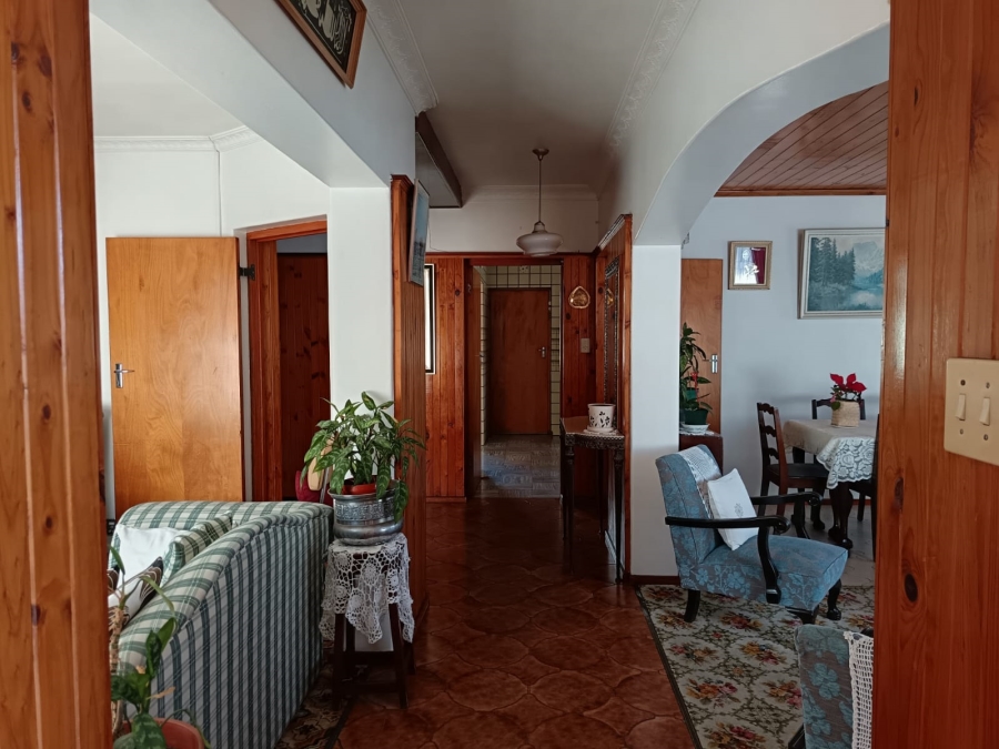 4 Bedroom Property for Sale in Rylands Western Cape